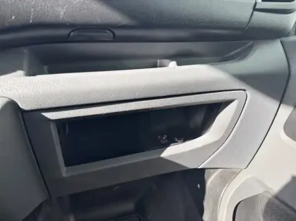 Photo 18 Peugeot Expert Fourgon Fg M 2.0 BlueHDi 180ch S&amp;S Pack Asphalt EAT8