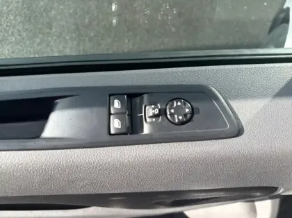 Photo 5 Peugeot Expert Fourgon Fg M 2.0 BlueHDi 180ch S&amp;S Pack Asphalt EAT8