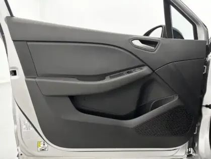 Photo 11 Renault Clio TCe 90 Equilibre 5p