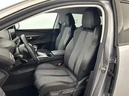 Photo 11 Peugeot 5008 1.5 BlueHDi 130ch Allure + Hayon électrique