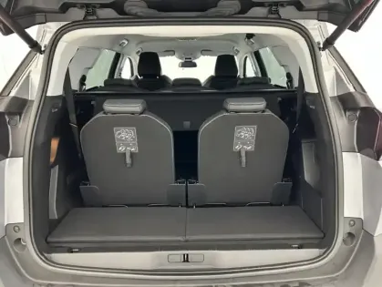 Photo 8 Peugeot 5008 1.5 BlueHDi 130ch Allure + Hayon électrique