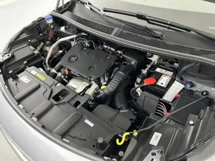 Photo 22 Peugeot 5008 1.5 BlueHDi 130ch Allure + Hayon électrique