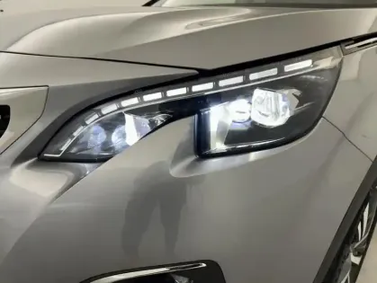 Photo 23 Peugeot 5008 1.5 BlueHDi 130ch Allure + Hayon électrique