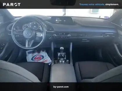 Photo 2 Mazda 3 2.0 e-SKYACTIV-G M-Hybrid 122ch Sportline