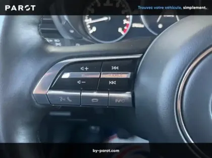 Photo 16 Mazda 3 2.0 e-SKYACTIV-G M-Hybrid 122ch Sportline