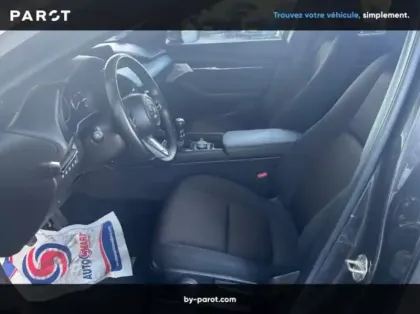 Photo 9 Mazda 3 2.0 e-SKYACTIV-G M-Hybrid 122ch Sportline