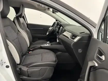 Photo 24 Renault Captur E-Tech Plug-in 160 Intens 5p