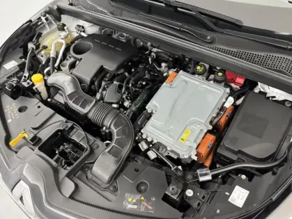 Photo 22 Renault Captur E-Tech Plug-in 160 Intens 5p