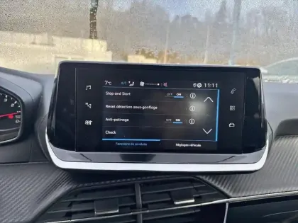 Photo 25 Peugeot 208  PureTech 75 S&S BVM5 Active