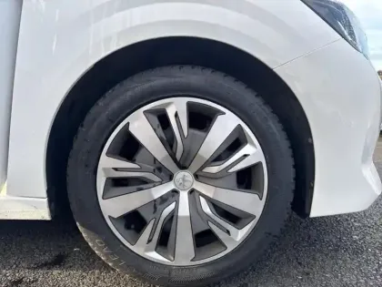 Photo 14 Peugeot 208  PureTech 75 S&S BVM5 Active