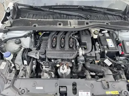 Photo 6 Peugeot 208  PureTech 75 S&S BVM5 Active