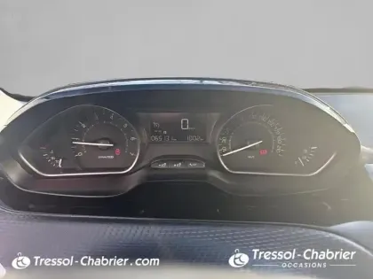 Photo 20 Peugeot 208  PureTech 82ch S&S BVM5 Signature