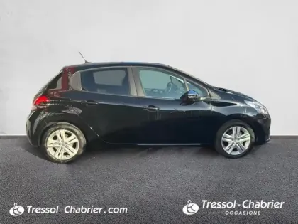 Photo 5 Peugeot 208  PureTech 82ch S&S BVM5 Signature