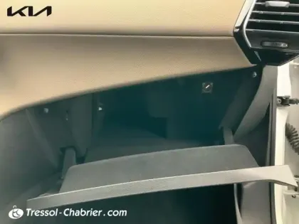 Photo 15 DS DS 7 DS7 Crossback BlueHDi 130 EAT8 So Chic