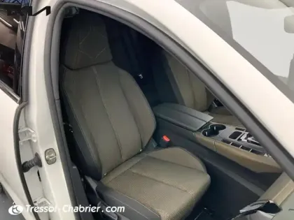 Photo 8 DS DS 7 DS7 Crossback BlueHDi 130 EAT8 So Chic