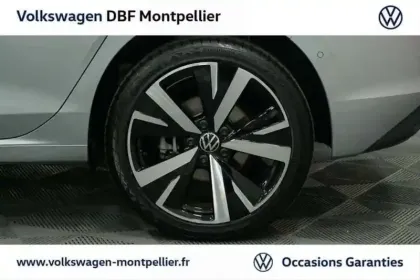 Photo 5 Volkswagen Golf 1.5 eHybrid 204 DSG6 VW Edition