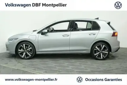 Photo 4 Volkswagen Golf 1.5 eHybrid 204 DSG6 VW Edition