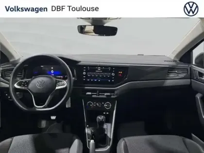 Photo 8 Volkswagen Polo 1.0 TSI 95 S&S BVM5 VW Edition