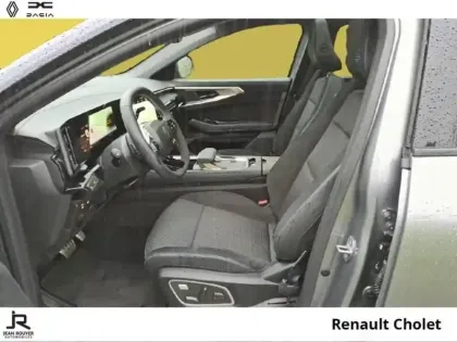 Photo 2 Renault Austral  1.2 E-Tech full hybrid 200ch esprit Alpine - 25