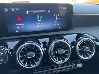 Photo 17 Mercedes Classe A 200 d AMG Line 1770 Li