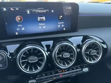 Photo 19 Mercedes Classe A 200 d AMG Line 1770 Li