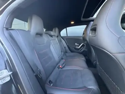 Photo 13 Mercedes Classe A 200 d AMG Line 1770 Li