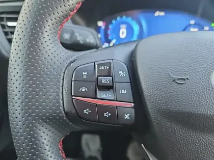 Photo 15 Ford Kuga 2.5 Duratec 190ch FHEV E85 ST-Line X BVA