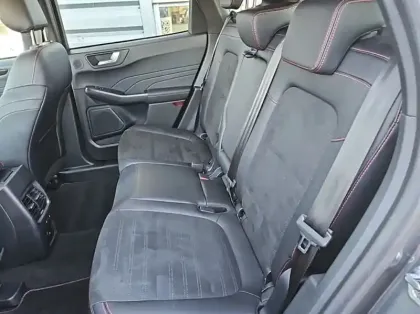 Photo 8 Ford Kuga 2.5 Duratec 190ch FHEV E85 ST-Line X BVA