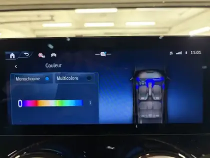 Photo 20 Mercedes GLB 200 d AMG Line Toit Ouvrant Full Led