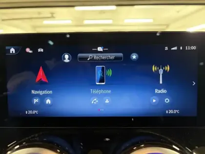 Photo 18 Mercedes GLB 200 d AMG Line Toit Ouvrant Full Led