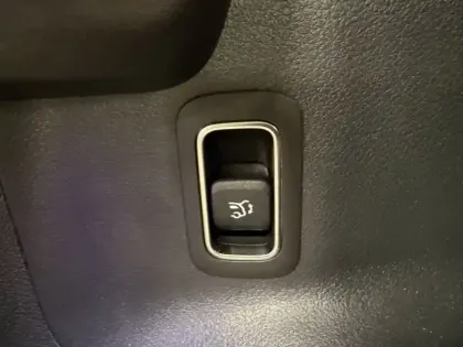 Photo 31 Mercedes GLB 200 d AMG Line Toit Ouvrant Full Led