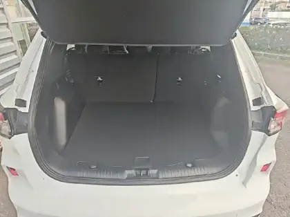 Photo 10 Ford Kuga 2.5 Duratec 190ch FHEV E85 ST-Line Business BVA