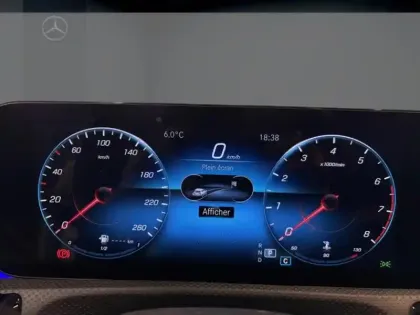 Photo 30 Mercedes Classe A 200 AMG Line Pack Black Full Led Toit Ouvrant