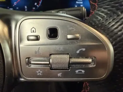 Photo 25 Mercedes Classe A 200 AMG Line Pack Black Full Led Toit Ouvrant