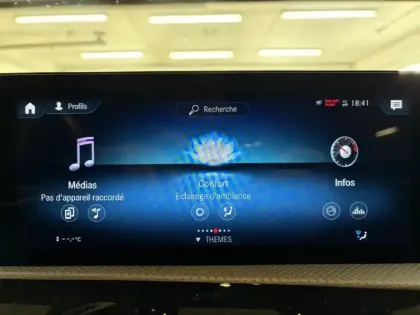 Photo 17 Mercedes Classe A 200 AMG Line Pack Black Full Led Toit Ouvrant