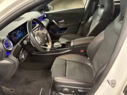 Photo 11 Mercedes Classe A 200 AMG Line Pack Black Full Led Toit Ouvrant