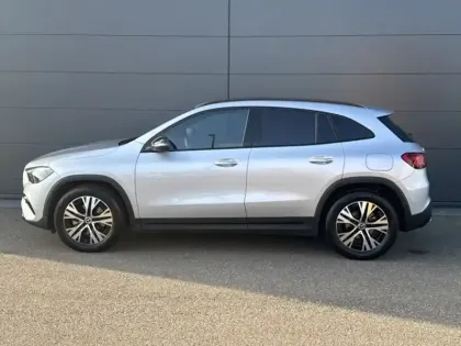 Photo 1 Mercedes GLA 200 d Progressive Line Pack 2477 2