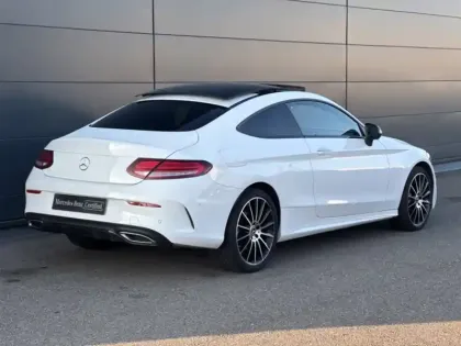 Photo 4 Mercedes Classe C 300 d 4MATIC AMG Line