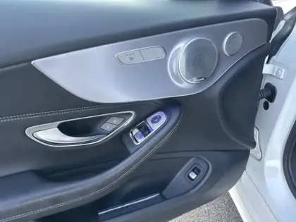 Photo 14 Mercedes Classe C 300 d 4MATIC AMG Line