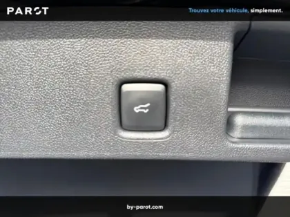 Photo 18 Ford Kuga 2.5 Duratec 180ch Hybrid FlexiFuel ST-Line X Powershift