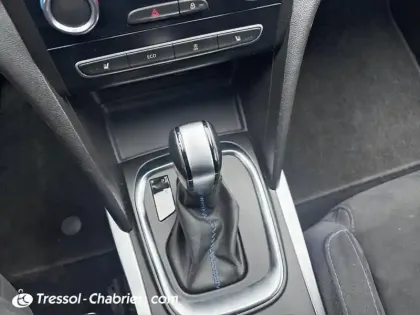 Photo 23 Renault Megane Mégane IV Berline Blue dCi 150 EDC GT-Line