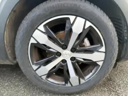 Photo 14 Peugeot 3008  Puretech 130ch S&S EAT8 GT