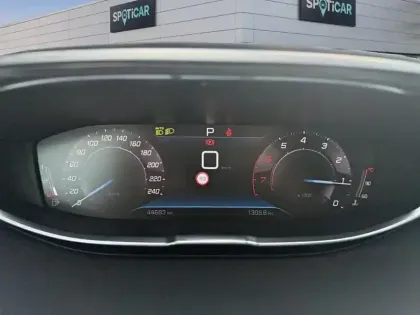 Photo 20 Peugeot 3008  Puretech 130ch S&S EAT8 GT