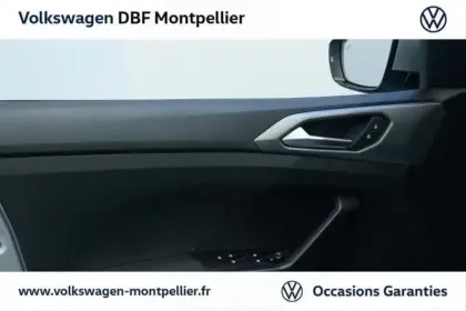 Photo 6 Volkswagen T-cross 1.0 TSI 95 Start/Stop BVM5 Active