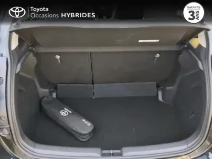 Photo 9 Toyota Yaris  116h Design 5p