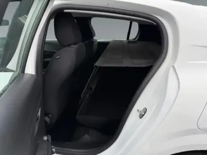 Photo 12 Peugeot 208  Affaire 1.5 BlueHDi 100 Premium