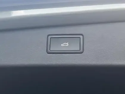 Photo 4 Volkswagen Tiguan  2.0 TDI 150ch Elegance DSG7