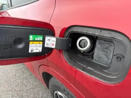 Photo 11 Ford Kuga  2.5 Duratec 180ch Hybrid FlexiFuel ST-Line X Powershift