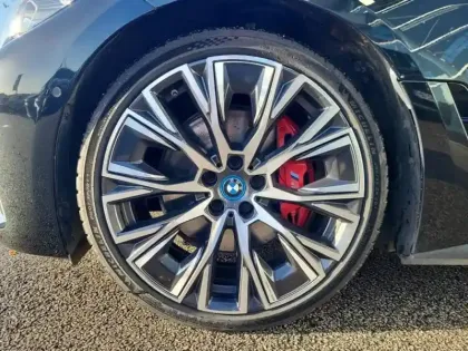 Photo 7 BMW I4  M50 544ch