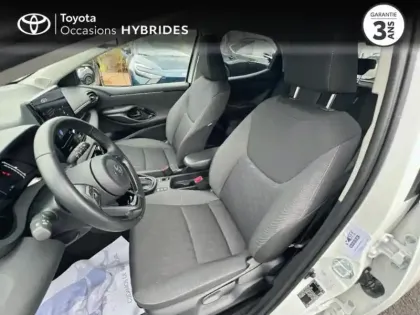 Photo 10 Toyota Yaris  116h Design 5p MC24